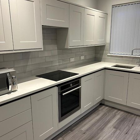 Beachfront Apartment 3 Bedrooms Sleeps 7 - Gateway To The Lake District - Newly Refurbished Morecambe Luaran gambar