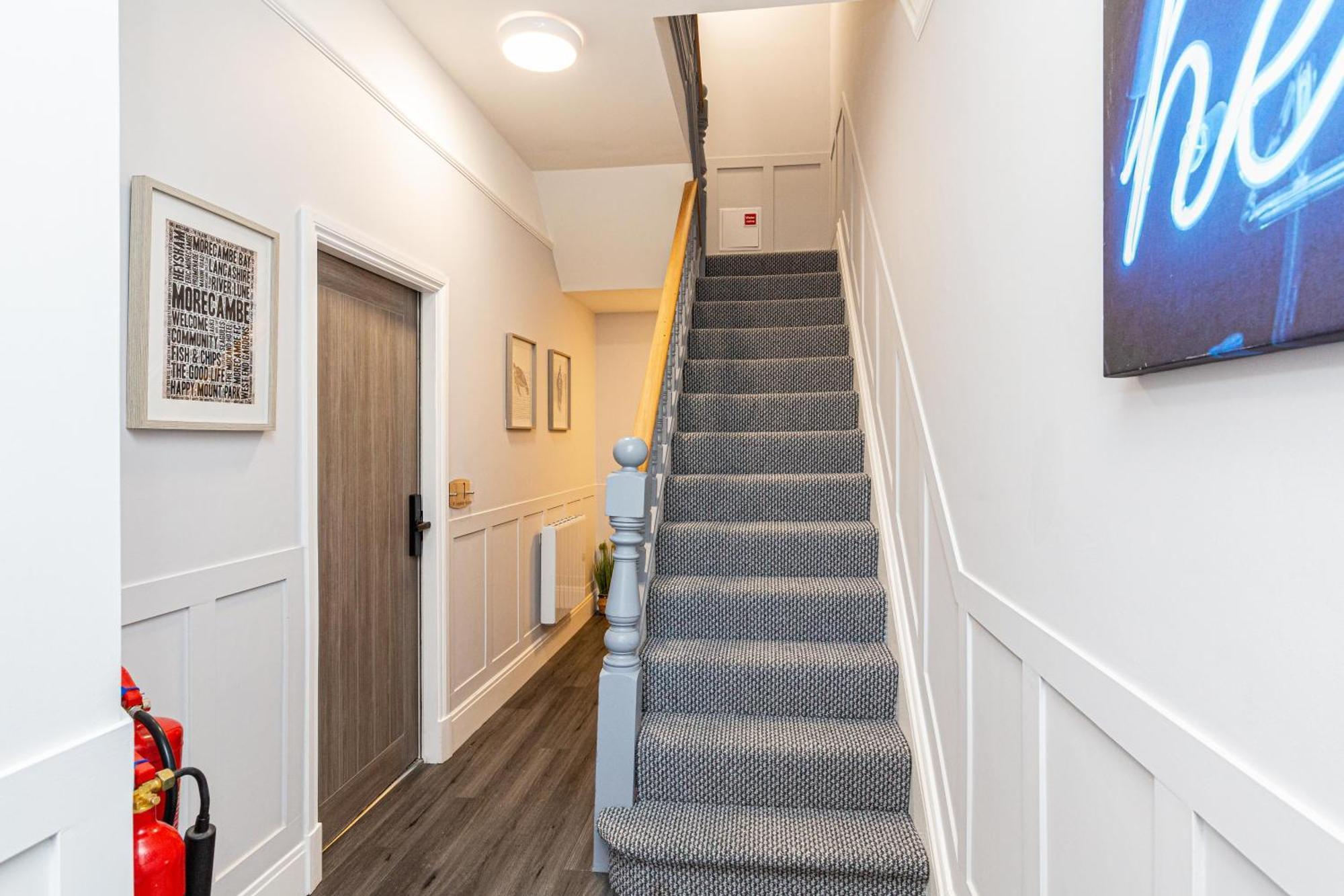 Beachfront Apartment 3 Bedrooms Sleeps 7 - Gateway To The Lake District - Newly Refurbished Morecambe Luaran gambar